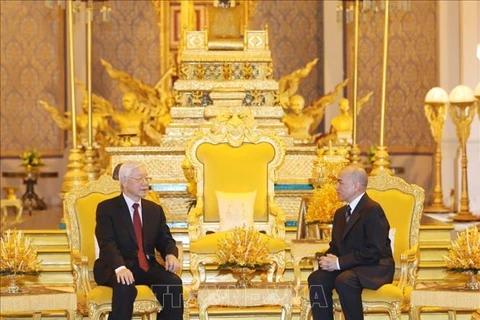 阮富仲访柬：两国发表联合声明