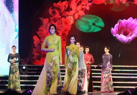 第6次胡志明市奥黛节向游客推广传统文化价值和旅游形象