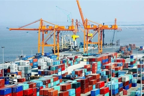 越南商品进出口额短时间突破1000亿美元大关