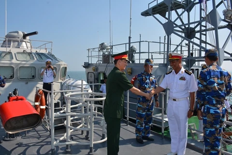 越南海军第四区012“李太祖”号导弹护卫舰对缅甸进行友好访问