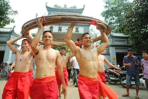 越南坐地拔河荣获UNESCO颁发的非物质文化遗产证书