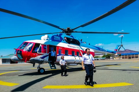 头顿至昆岛直升机旅游航线通航