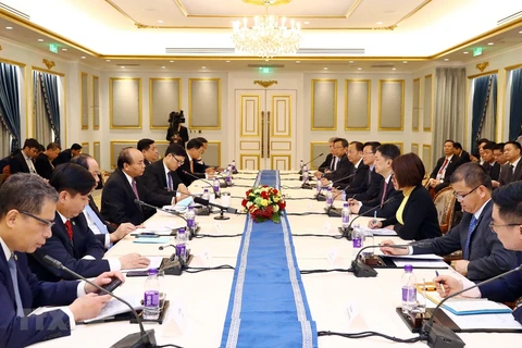 越南政府总理阮春福会见中国领先企业代表