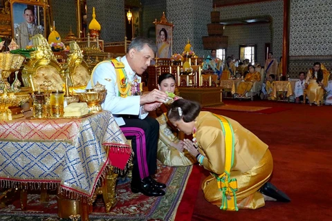 泰国国王哇集拉隆功为王室成员赐予新封号