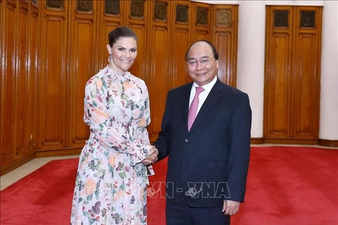 越南政府总理阮春福会见瑞典女王储维多利亚