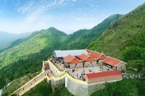 广宁省领导同意扩建卧云-湖天文化历史遗迹区