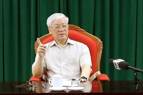 越共中央总书记、国家主席阮富仲主持召开领导骨干会议