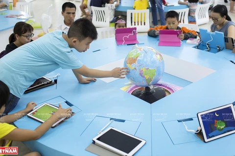 胡志明市首家现代化电子图书馆——S.hub Kids少儿技术空间