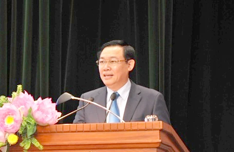 越南政府副总理王廷惠：根本革新会计和审计人力资源 满足融入时期要求