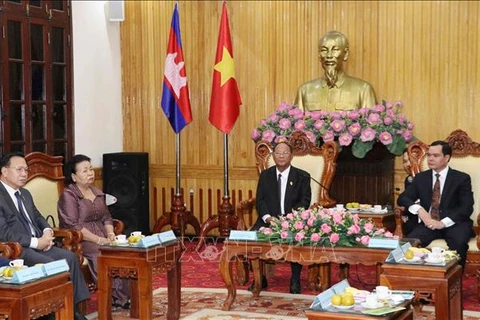 柬埔寨王国国会主席访问河南省