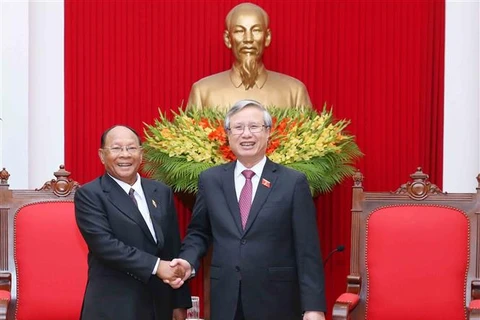 陈国旺同志会见柬埔寨国会高级代表团