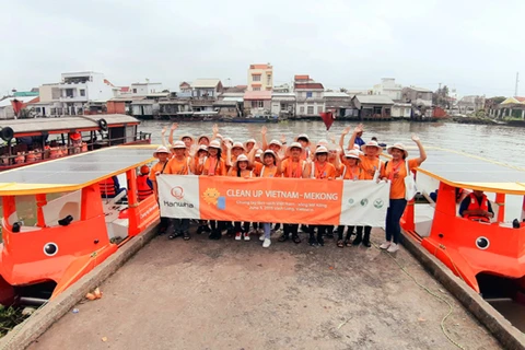 世界环境日：使用太阳能垃圾收集船清理湄公河
