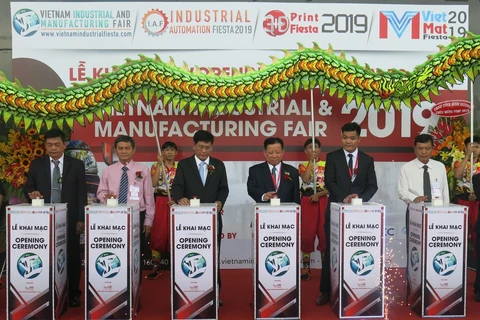 2019年越南工业制造展在平阳省举行