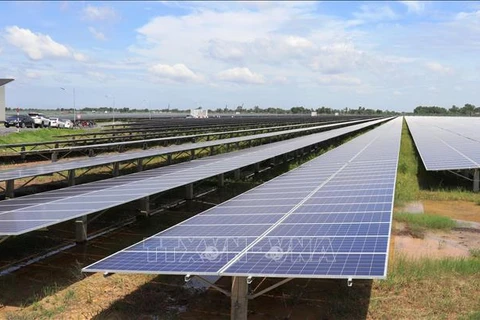 西宁省新增的两个太阳能发电厂落成