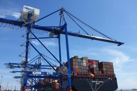 海防市国际集装箱码投运一年后集装箱吞吐量超过18.7万标准箱
