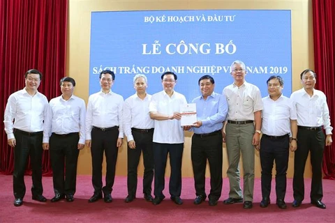 越南首次发布《企业白皮书》
