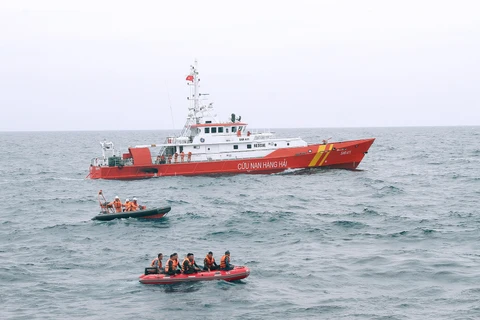 多措并举及时救援海上遇险渔船和渔民
