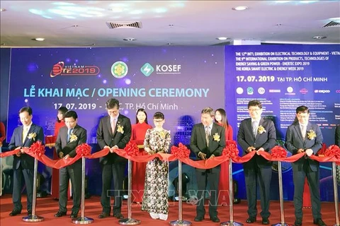 2019年越南国际电力设备与技术展览会开幕
