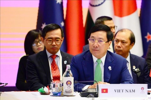 范平明出席东亚峰会外长会 阐述越南对东海问题的立场
