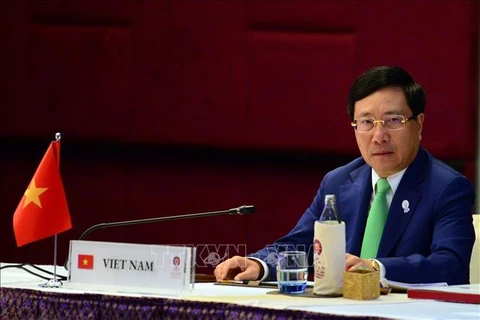 范平明在第20届东盟与中日韩外长会上讲话