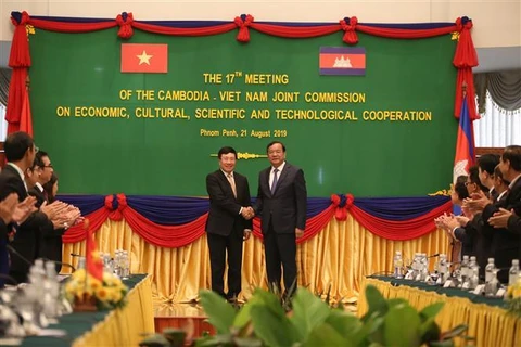 越南与柬埔寨签署全面合作协议