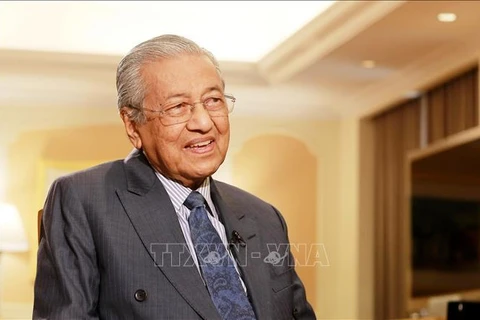 马来西亚总理马哈蒂尔：加强马越战略伙伴关系 为两国带来利益