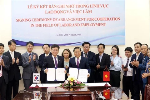 越南与韩国在劳动与就业领域展开全面合作