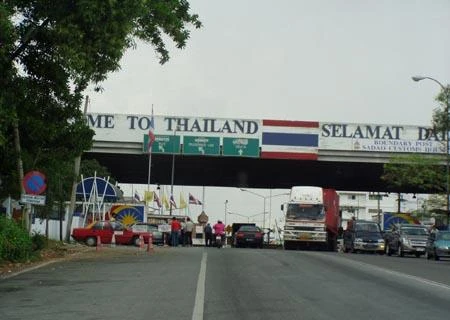 泰国与马来西亚促进边境贸易合作