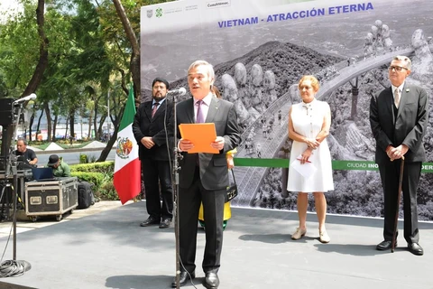 越南风土人情图片展在墨西哥举行
