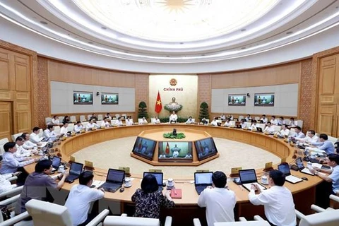 越南政府发布8月份例行会议决议：确保重点工程项目按期保质完成