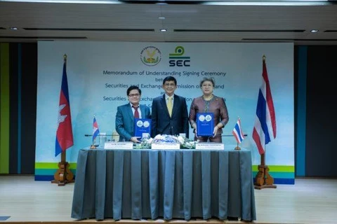  泰国与柬埔寨签署关于金融市场互联互通的合作备忘录