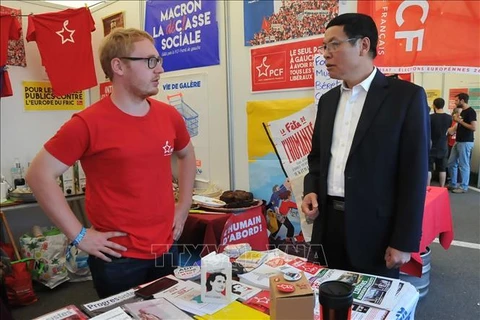 越南参加比利时工人党“团结计划”节