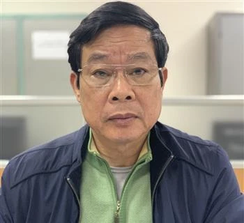 越共中央检查委员会建议对阮北山和张明俊给予开除党籍处分