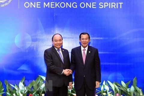 柬埔寨首相洪森访越：发展越柬睦邻友好、传统友谊、全面合作和长期稳定的关系