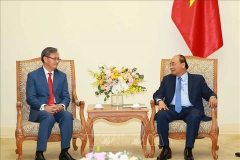 老挝驻越大使任期届满向越南政府总理辞行