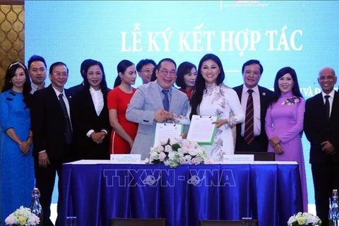 胡志明市企业家积极同海外越南企业家携手合作 共同推进越南的发展