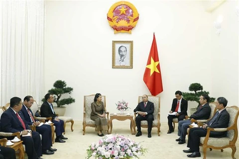越南政府总理阮春福会见柬埔寨副首相梅森安