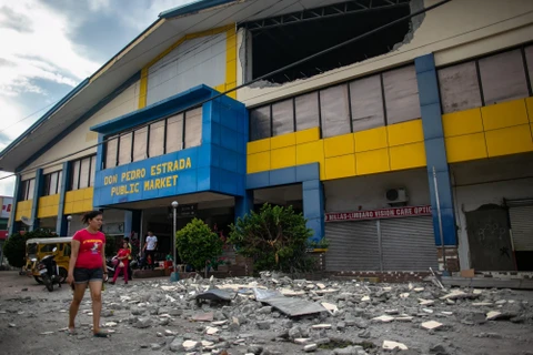 菲律宾棉兰老岛发生6.4级地震 至少3人死亡数十人受伤