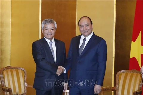 越南政府总理阮春福会见部分日本地方和组织领导