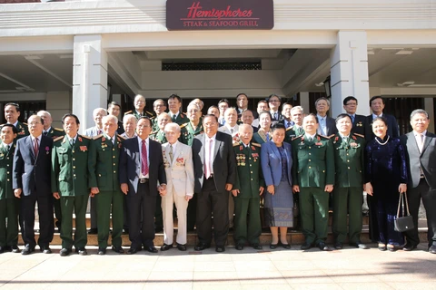 本扬·沃拉吉致贺信 庆祝援老越南志愿军和专家传统日70周年