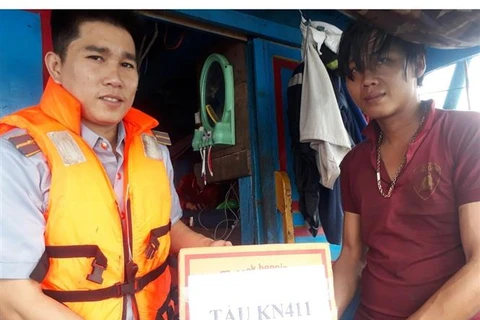 成功救助在平顺海域上遇险的渔船和渔民