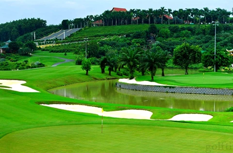 越南首次荣获 “世界最佳高尔夫球目的地奖”