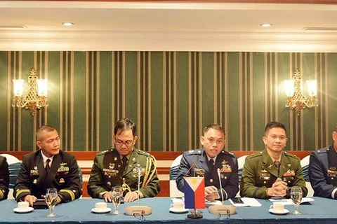 越南与菲律宾青年军官交流活动在河内举行