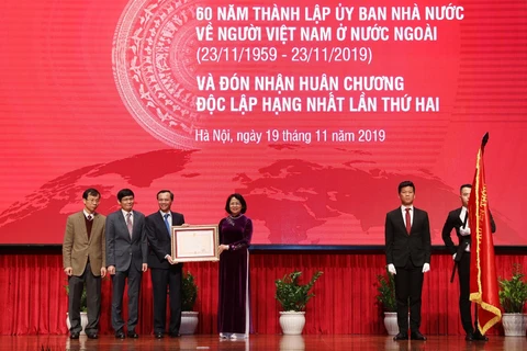 海外越南人事务国家委员会全力厚植海外侨胞的爱国主义情怀
