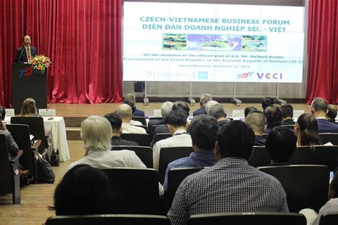 越南与捷克推动各领域的合作