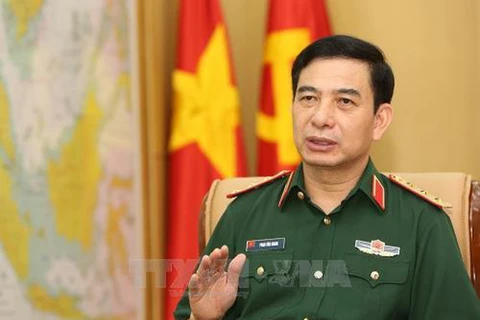 越南人民军高级军事代表团对印度进行正式访问