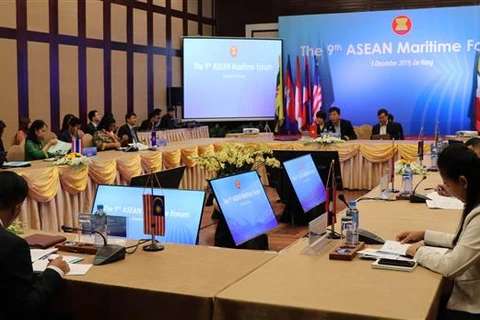 第九届东盟海事论坛在岘港举行