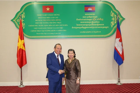 越南政府常务副总理张和平对柬埔寨进行访问