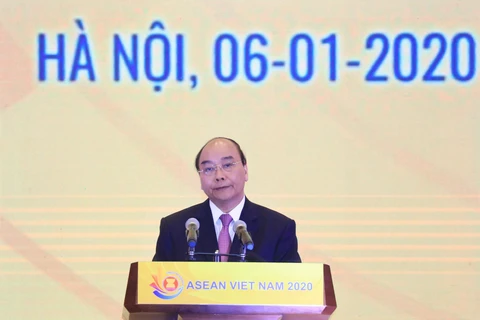 政府总理阮春福出席2020年东盟轮值主席年启动仪式