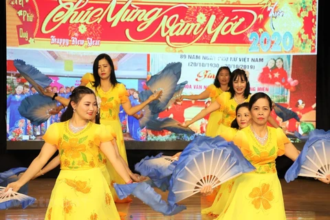 旅居澳门越南人喜迎新春佳节